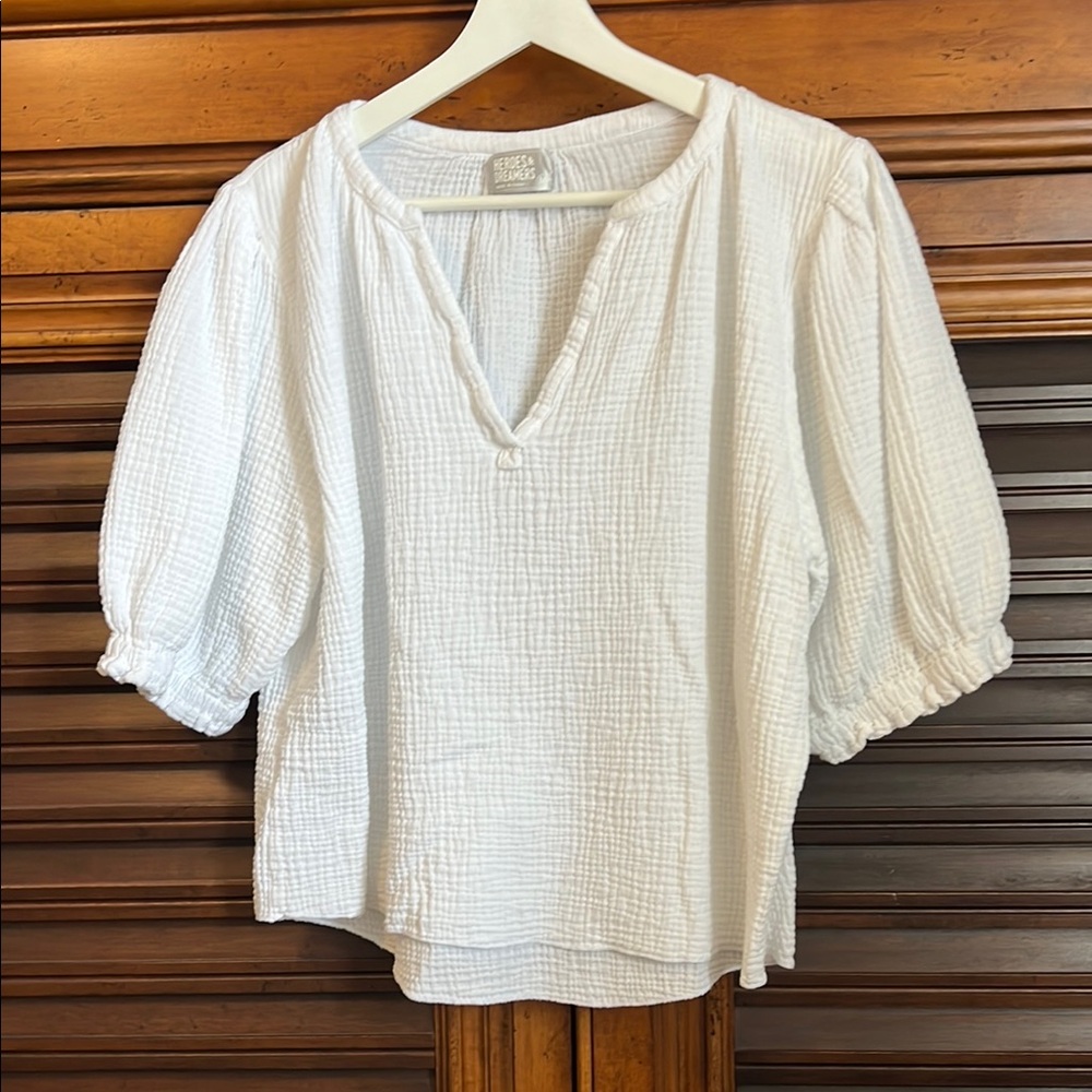 Heroes & Dreamers Soft Gauze White Textured Women's Top